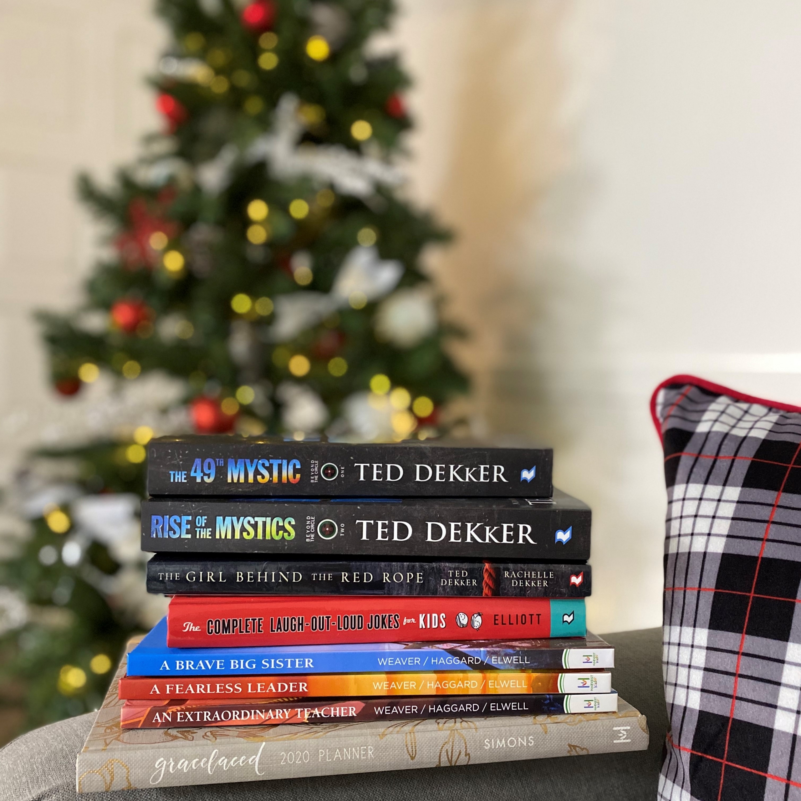 Christmas Gift Guide Giveaway